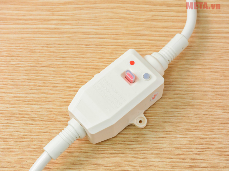 Bình nóng lạnh Ariston PRO R 100 H 2.5 FE (100L - Ngang)