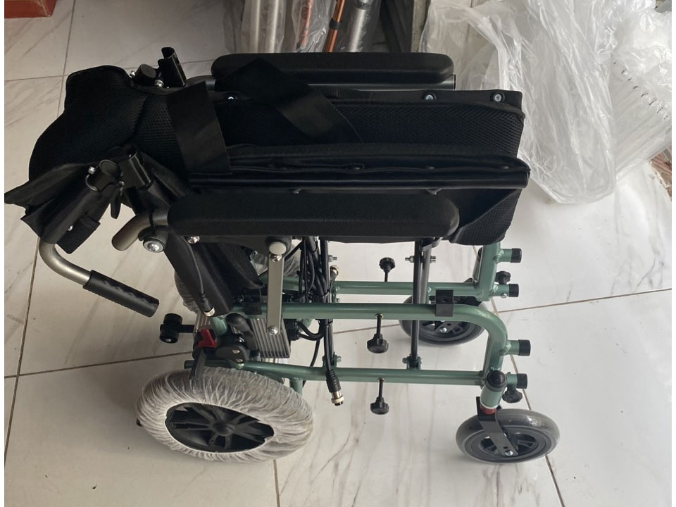 Xe lăn điện gọn nhẹ nhất 19kg Jerry 704