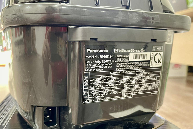 Nồi cơm điện tử cao tần Panasonic SR-HB184KRA - 1.8 lít
