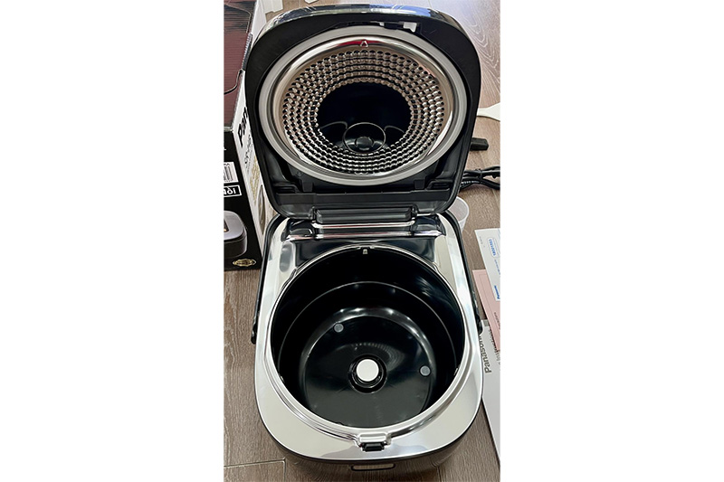 Nồi cơm điện tử cao tần Panasonic SR-HB184KRA - 1.8 lít