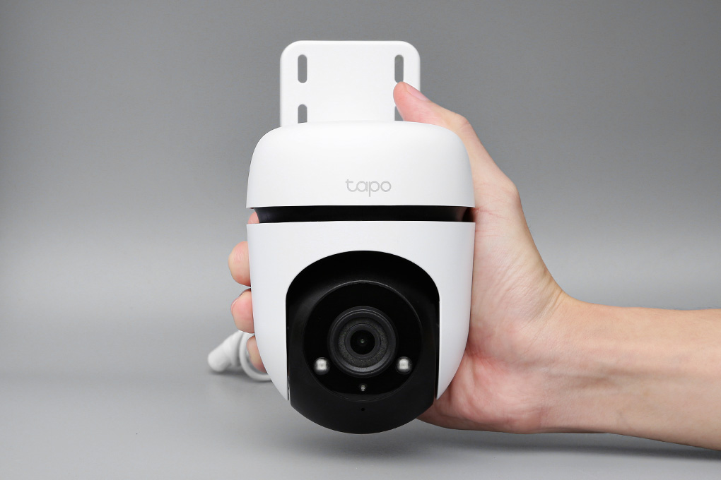 Camera IP Wifi ngoài trời 360 độ 2MP TP-Link Tapo C500