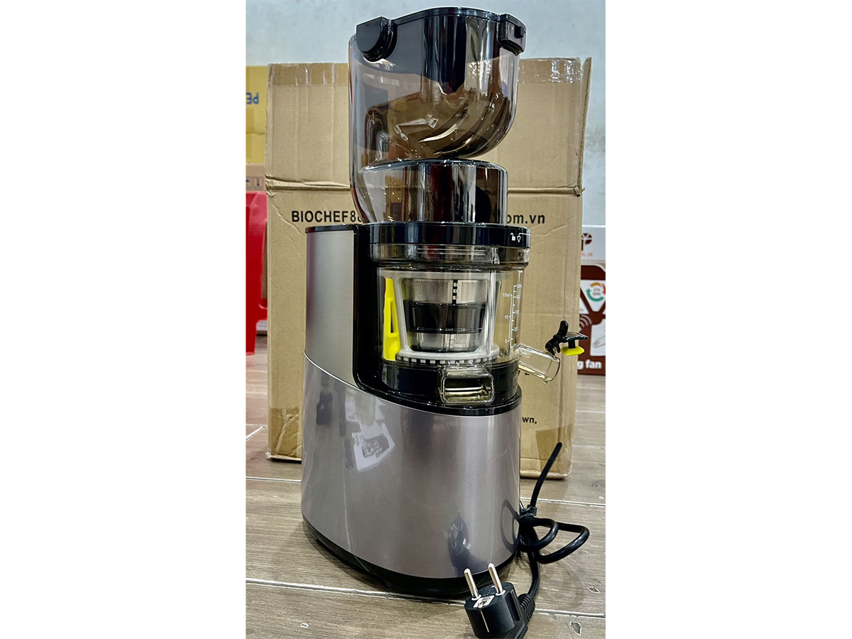 Máy ép trái cây Biochef 888