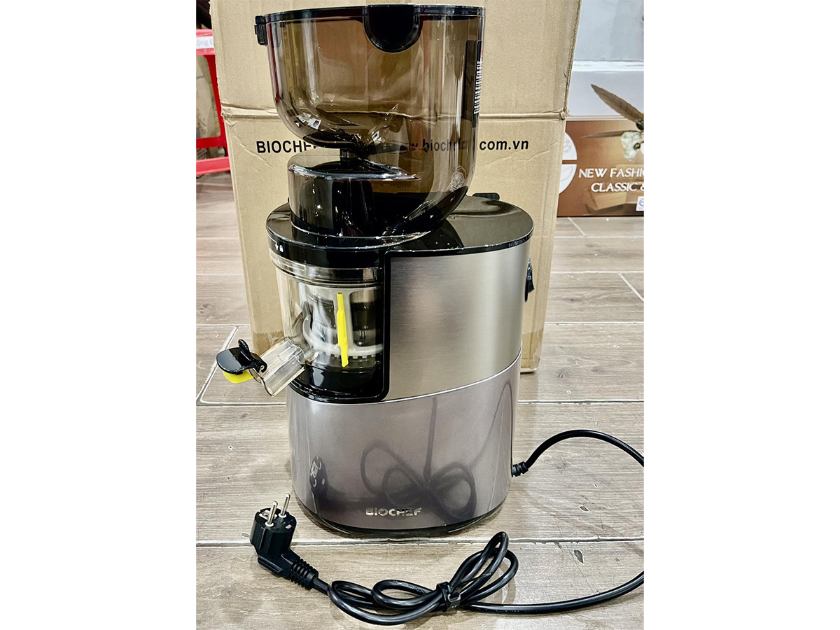 Máy ép trái cây Biochef 888