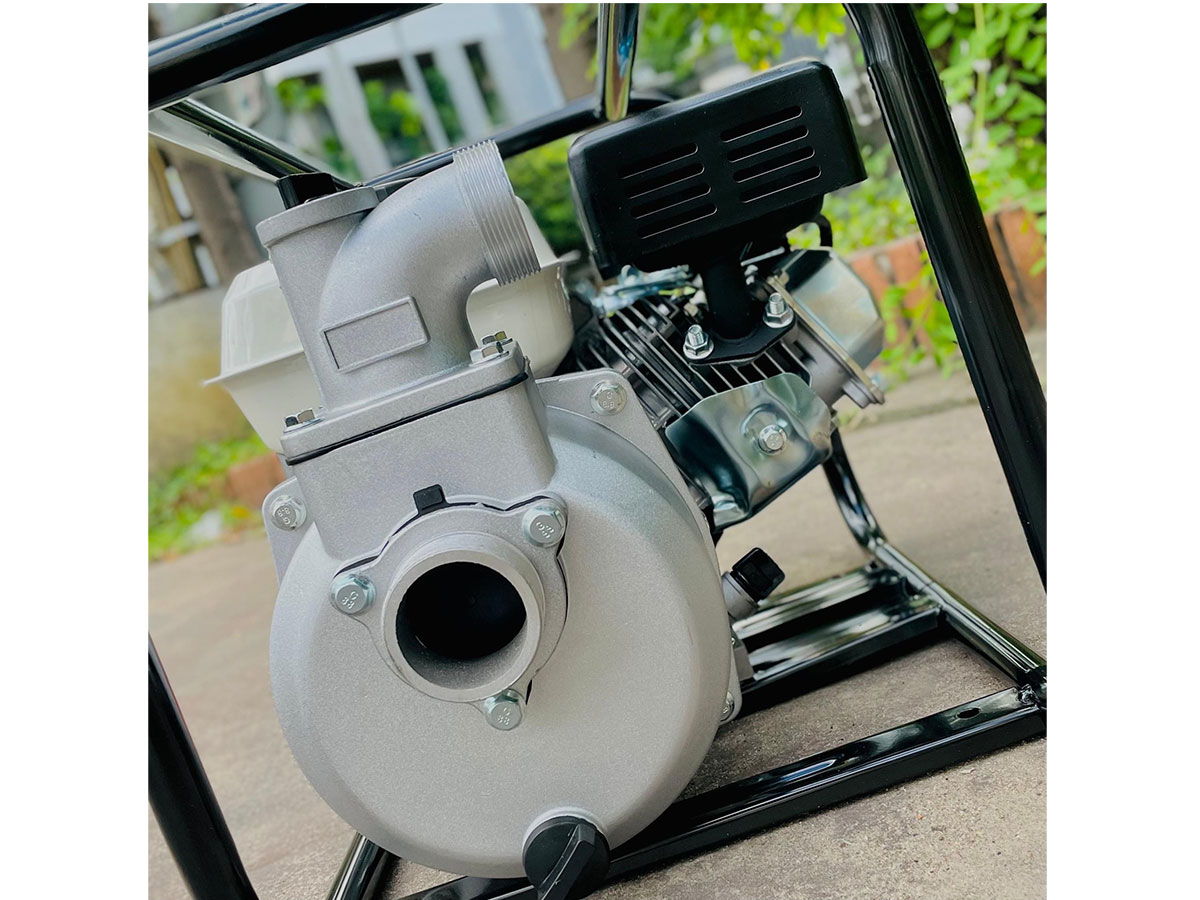 Máy bơm nước chạy xăng Bgas BGA2020A