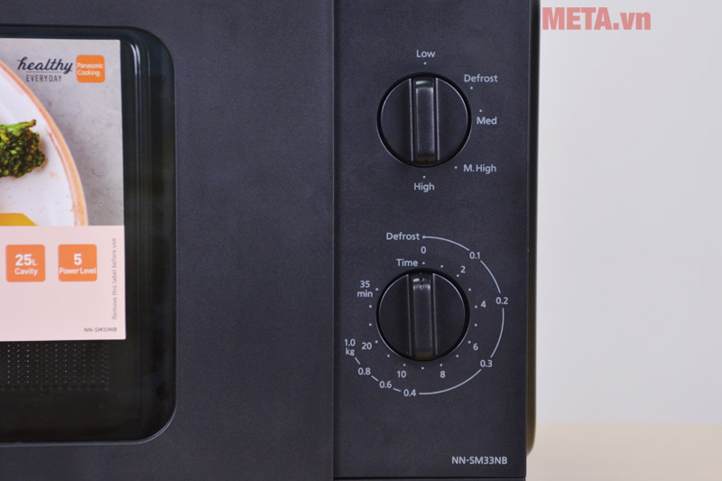 Lò vi sóng Panasonic NN-SM33NBYUE - 25 lít