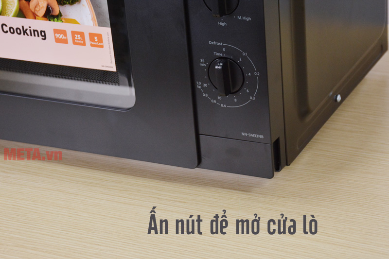 Lò vi sóng Panasonic NN-SM33NBYUE - 25 lít