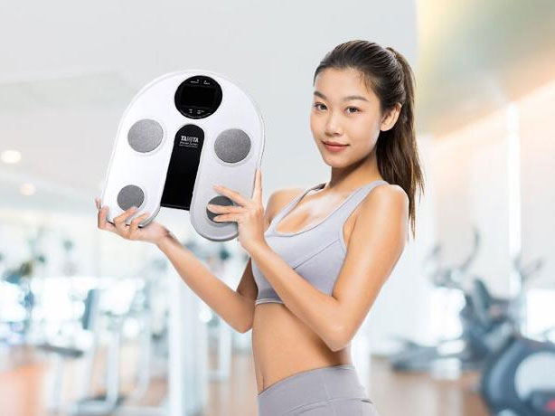 Cân sức khỏe kiểm tra độ béo cơ thể Tanita UM-076