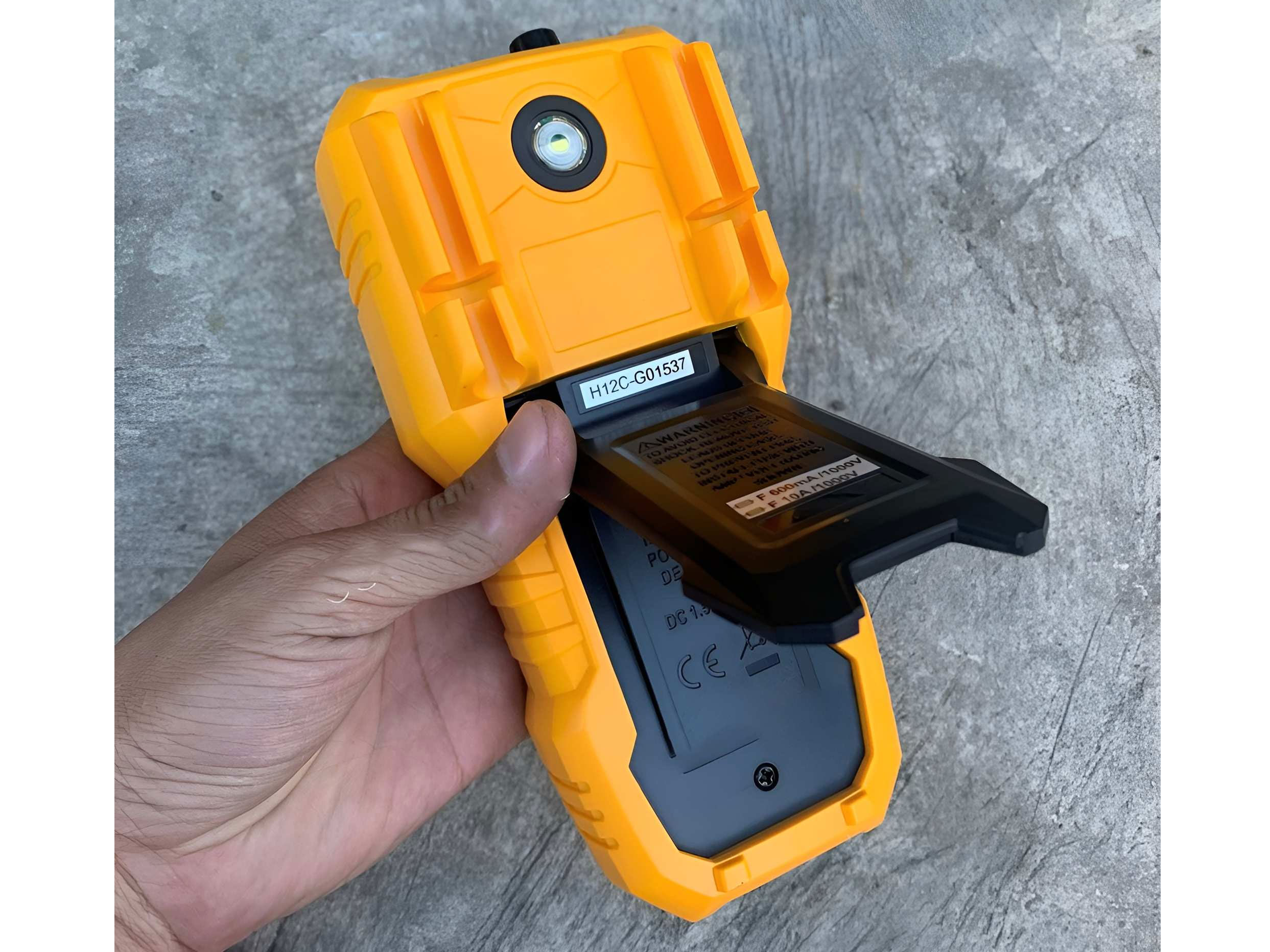 Đồng hồ vạn năng điện tử Tolsen 38033