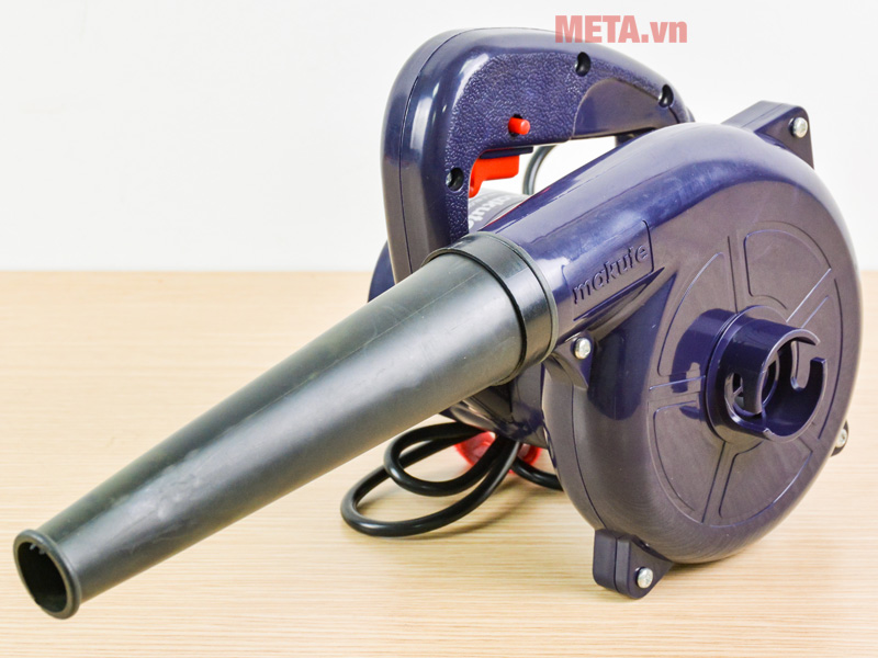 Máy thổi bụi Makute PB004