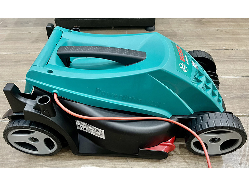 Máy cắt cỏ điện Bosch Rotak 32 (0600885B00)