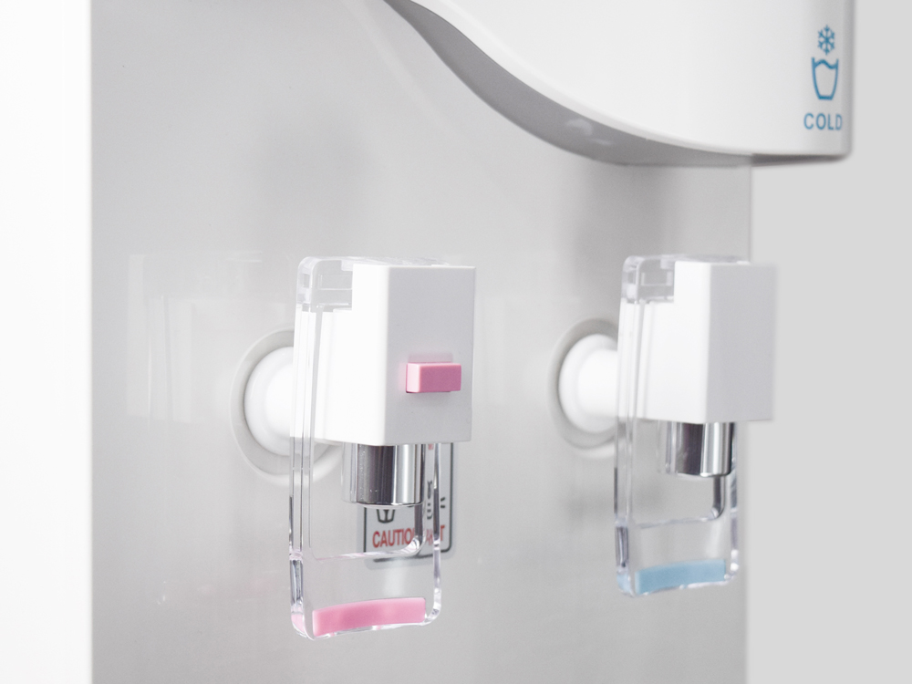 Máy lọc nước nóng lạnh CNC 930UF