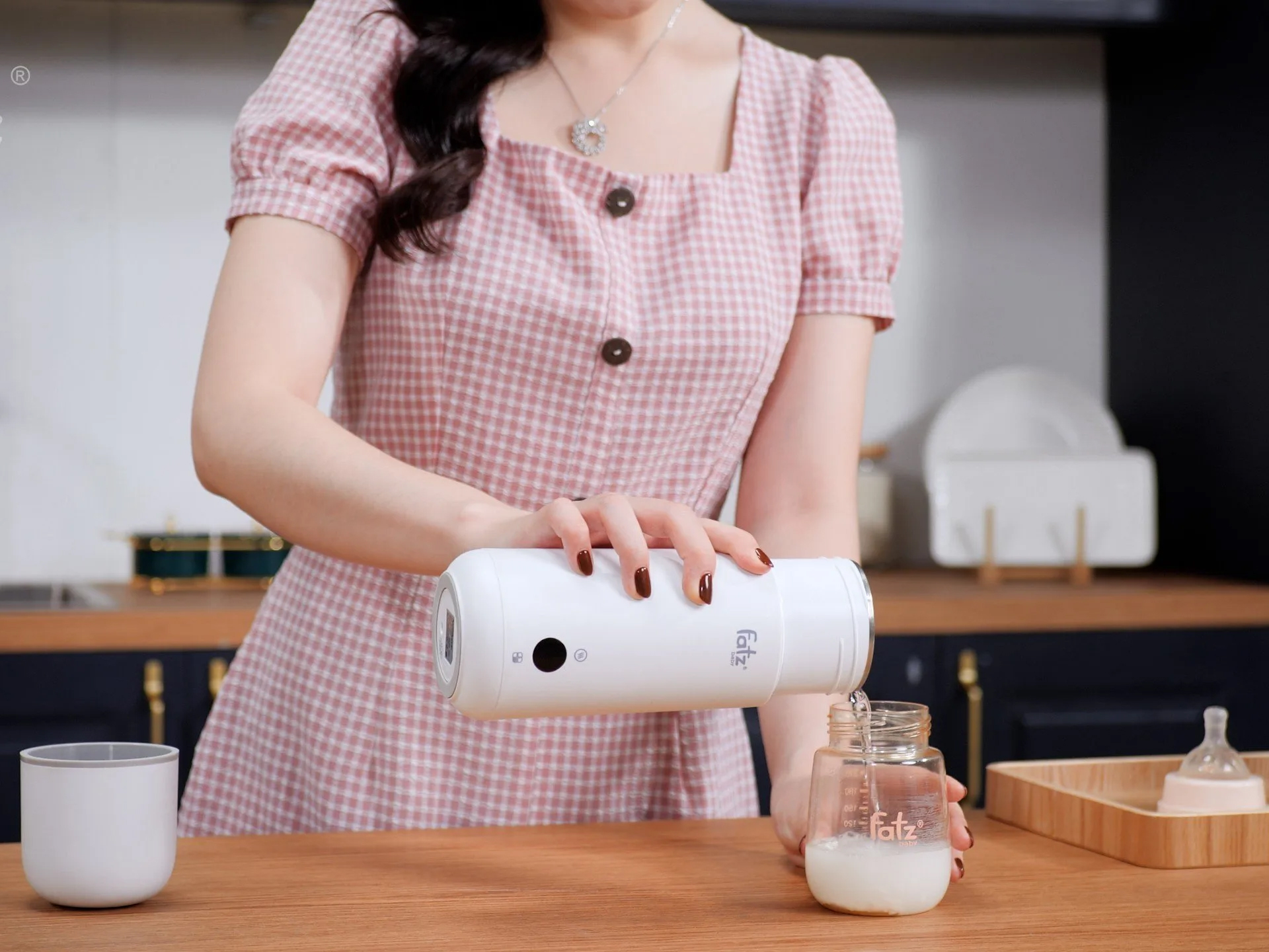 Dụng cụ đun và hâm nước pha sữa cầm tay Mini Smart 1 FB3622VA