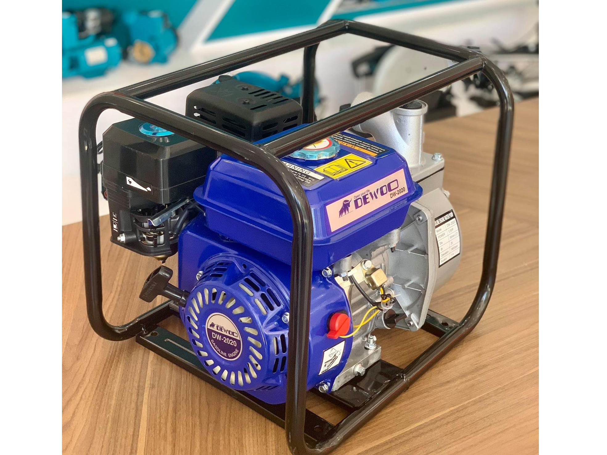 Máy bơm nước Dewoo DW-2020A