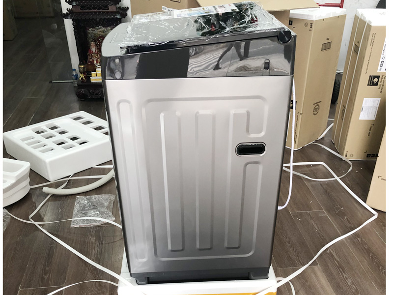 Máy giặt Toshiba Inverter 12kg AW-DUK1300KV(SG)