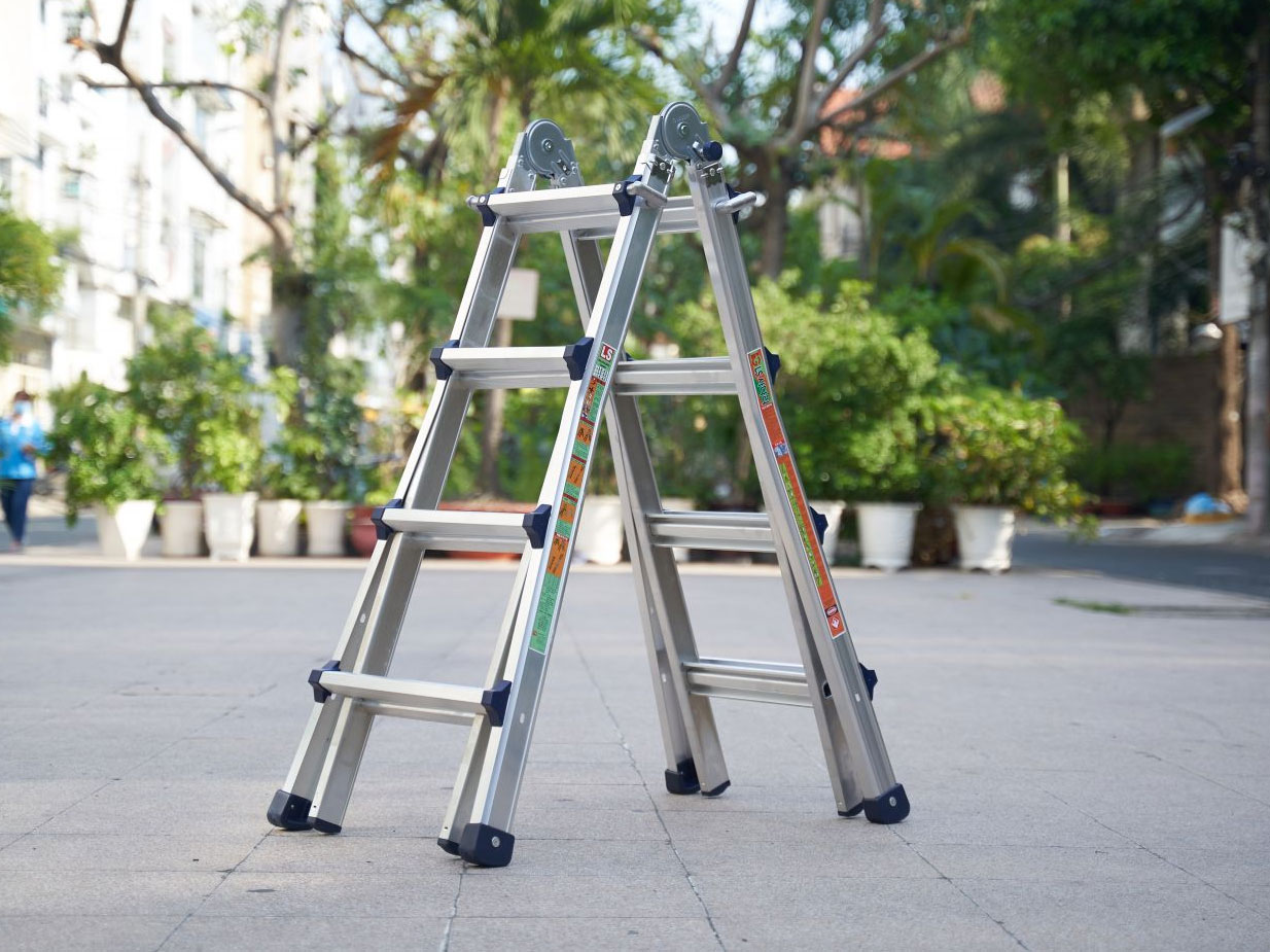 Thang nhôm gấp chữ A Hàn Quốc IG LS44 (VLS44)