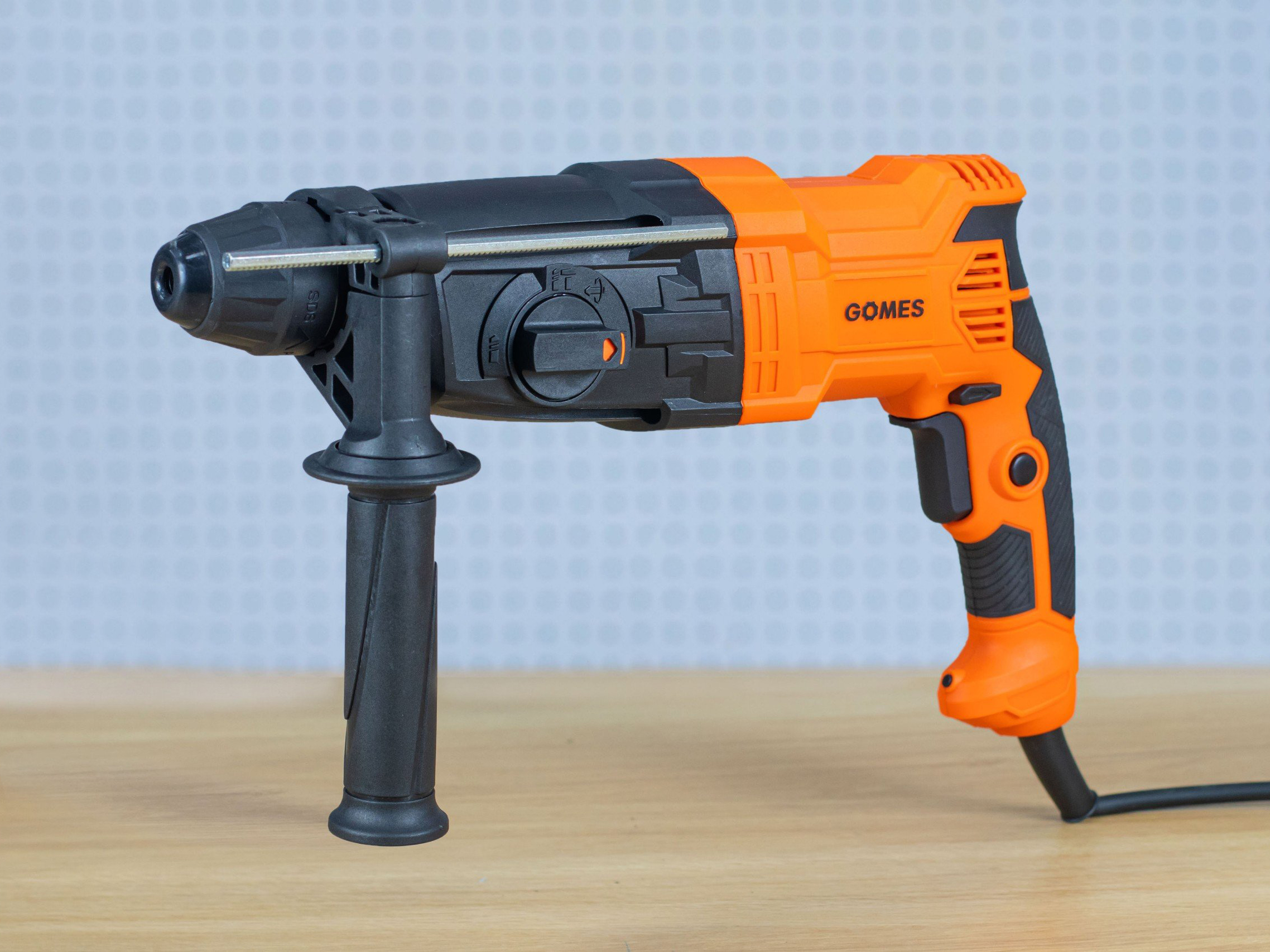 Máy khoan Gomes GB-2608SRE