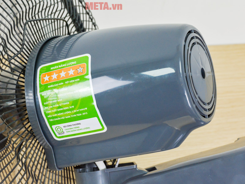 Quạt treo tường Vinawind QTT300-EĐ sải cánh 300mm