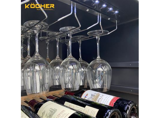 Tủ rượu vang KWEU-11126B (126 chai)