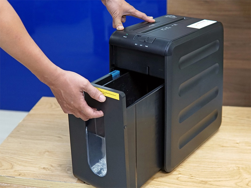 Máy hủy tài liệu Silicon PS-1005C