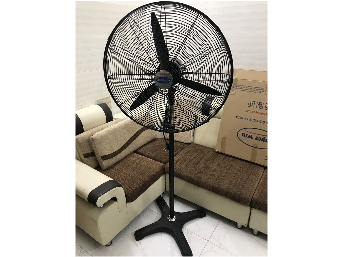 Quạt đứng công nghiệp Super Win SPW750-TP