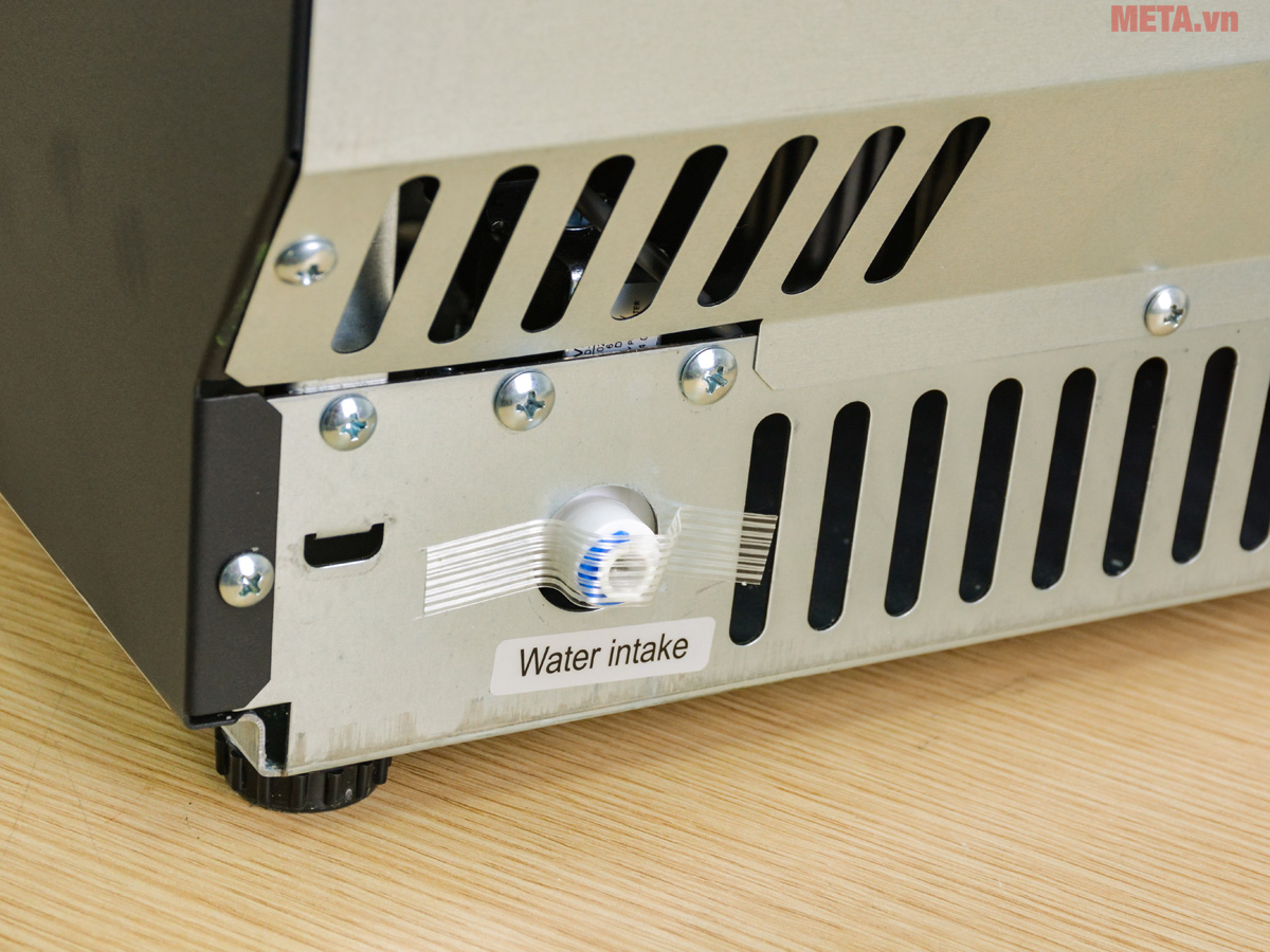 Máy làm đá viên Takai Pro TK-HZB40 công suất 40 kg/ngày