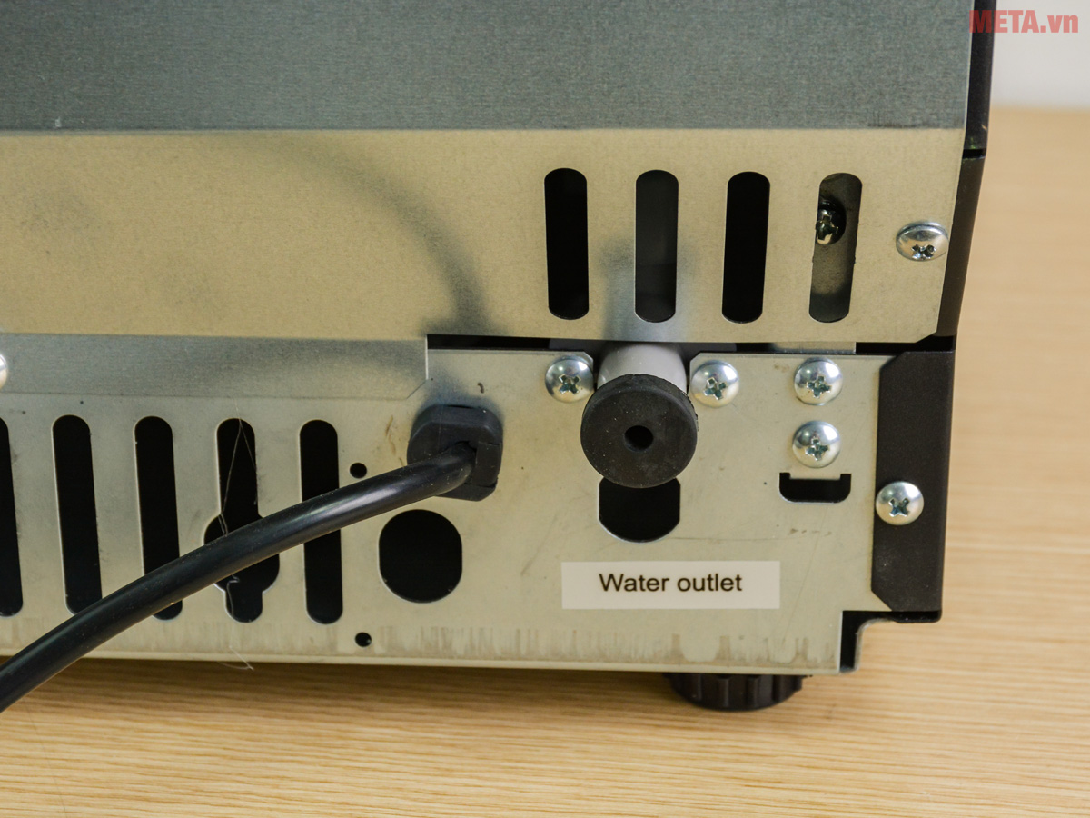 Máy làm đá viên Takai Pro TK-HZB40 công suất 40 kg/ngày