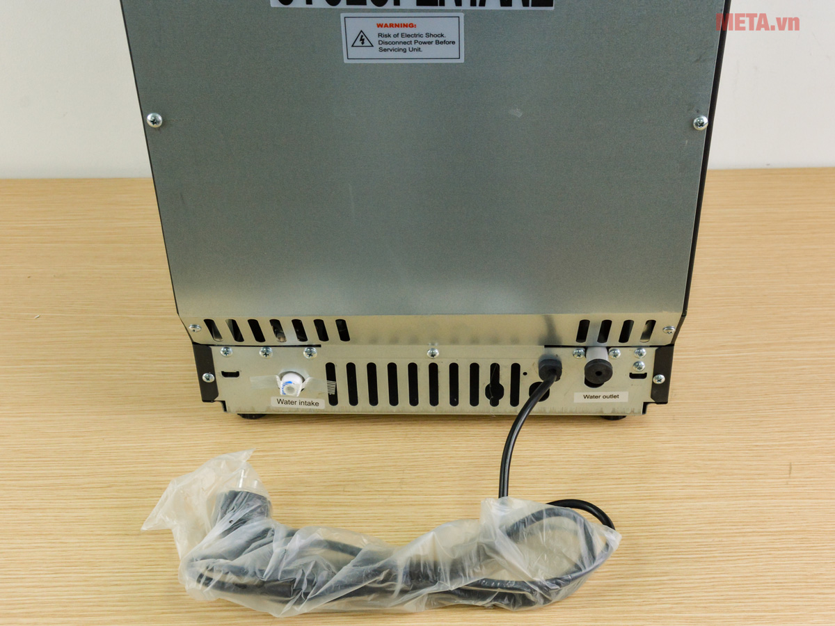 Máy làm đá viên Takai Pro TK-HZB40 công suất 40 kg/ngày