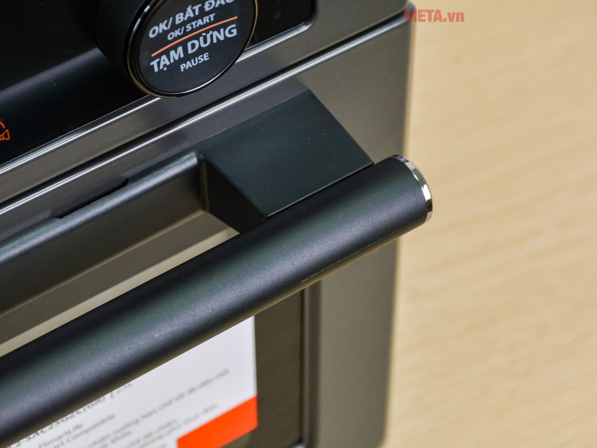 Lò chiên không dầu Toshiba TL2-SAC25GZC (GR/RD) - 25 lít