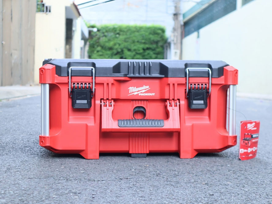Hộp đựng dụng cụ Milwaukee Packout 8425