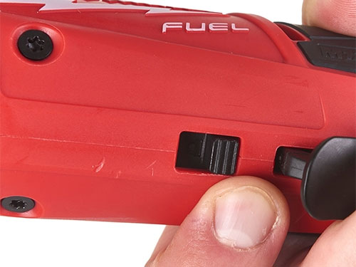 Máy siết bu lông góc dùng pin Milwaukee M12 FIR38LR-0 (chưa pin, sạc)