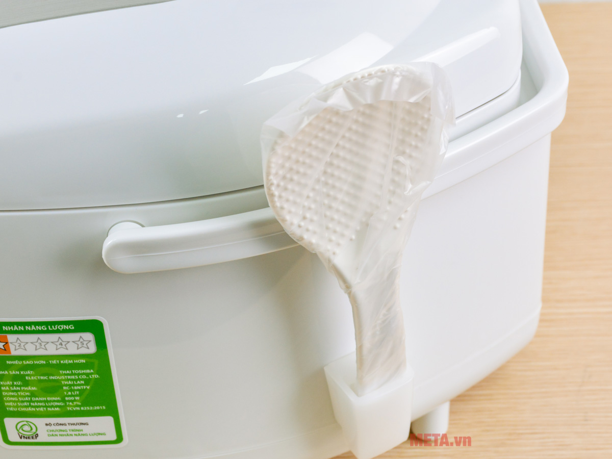 Nồi cơm điện tử 1.8 lít Toshiba RC-18NTFV(W)/RC-18NTF(W)