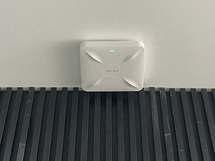 Bộ phát Wifi ốp trần hoặc gắn tường Ruijie REYEE RG-RAP2200(E)