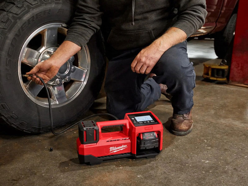 Máy bơm hơi dùng pin 18V Milwaukee M18 BI-0 (Chưa pin và sạc)