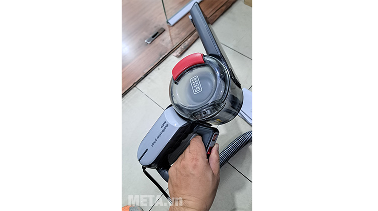 Máy hút bụi Black&Decker PV1200AV