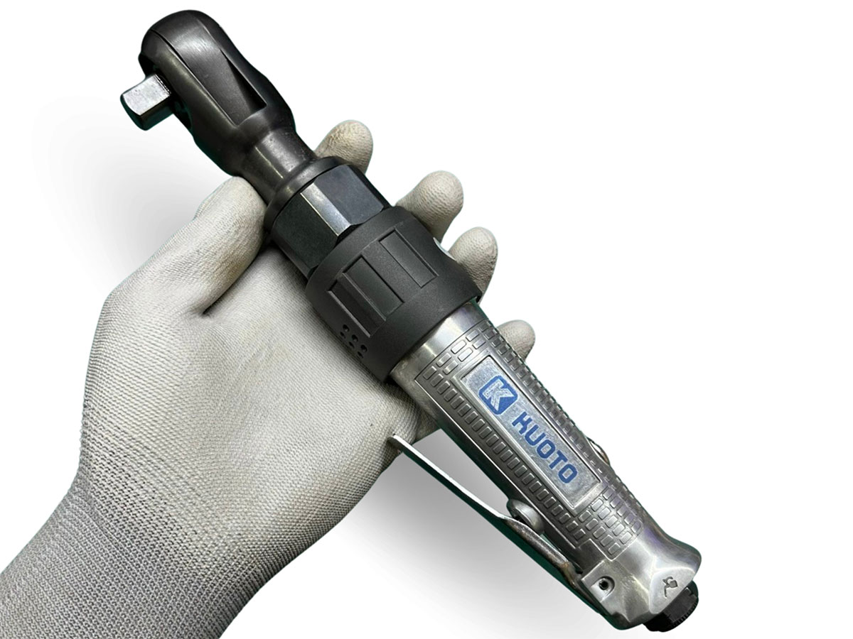 Súng vặn bu lông 1/2 inch Kuanai OT-3214L