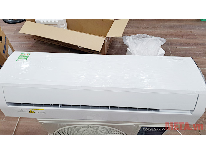 Máy lạnh Reetech 2.5 HP RT24-TB-BT/RC24-TB-BT