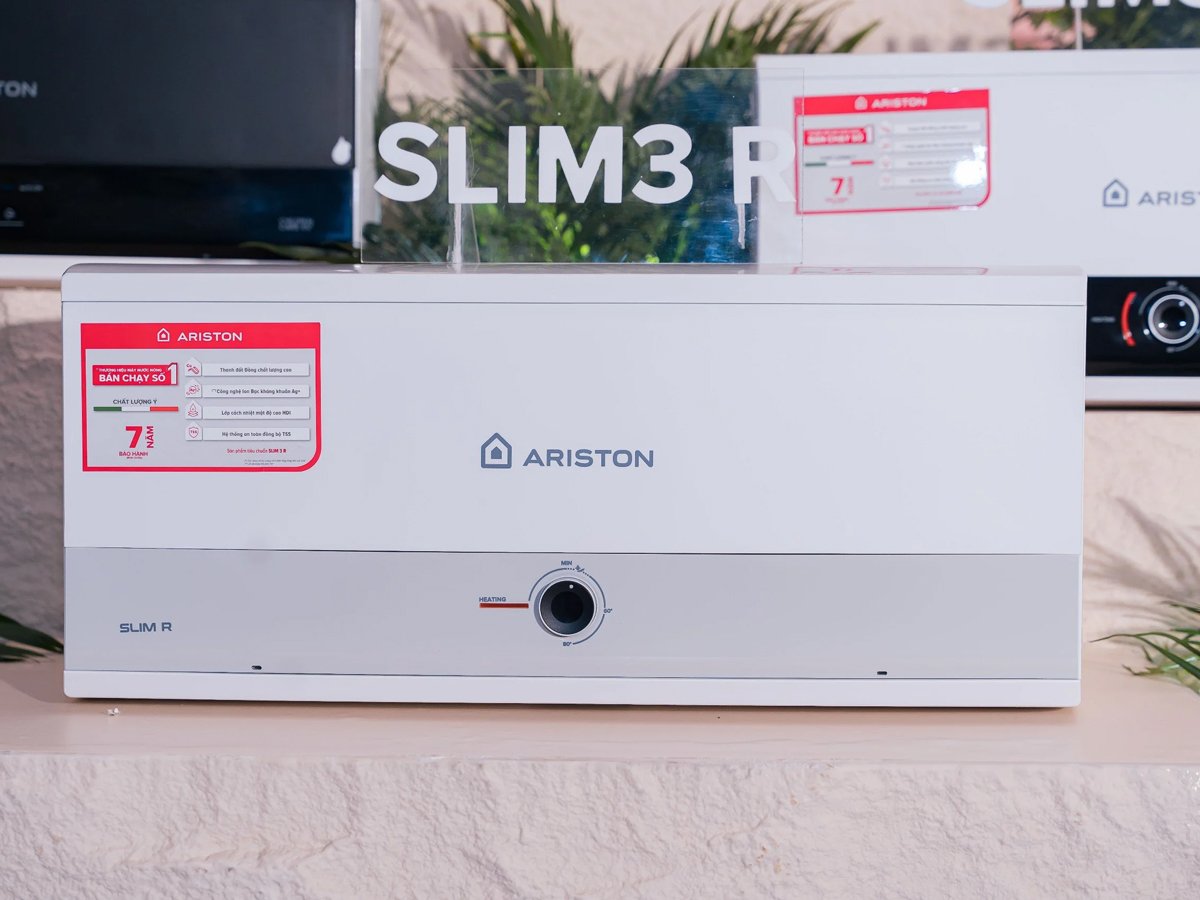 Bình nóng lạnh Ariston SLIM3 30 R VN - 30 lít