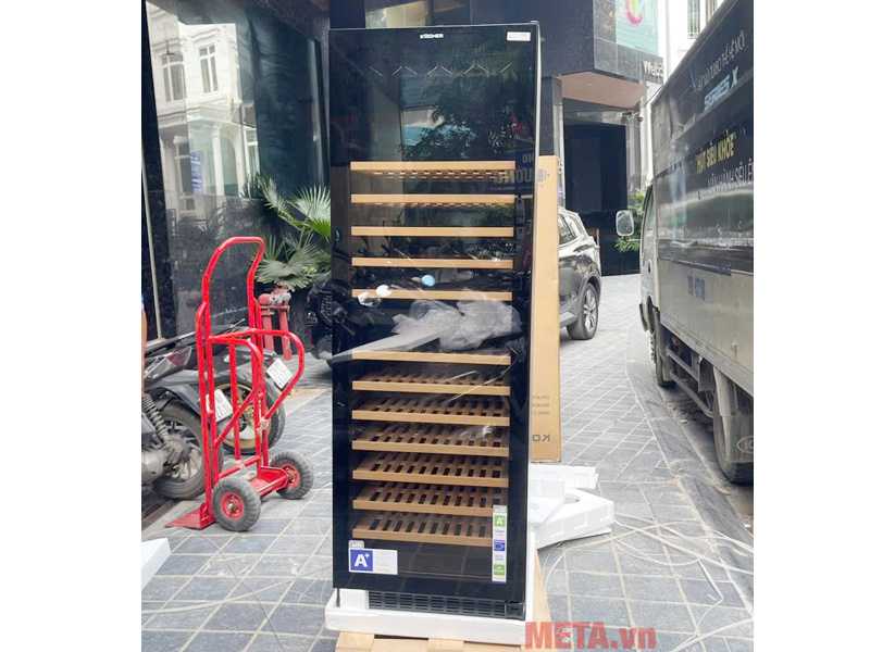Tủ rượu vang KWEU-11126B (126 chai)