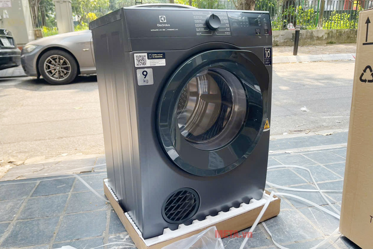 Máy sấy thông hơi Electrolux UltimateCare 9kg EDV904N3SC