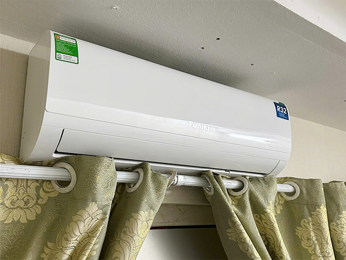 Điều hòa 2 chiều Funiki 9.000 BTU HSH-10TMU