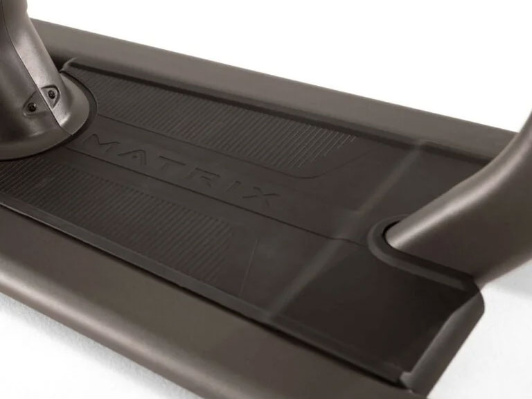 Xe đạp thể dục tựa lưng trong nhà Matrix R50 XER