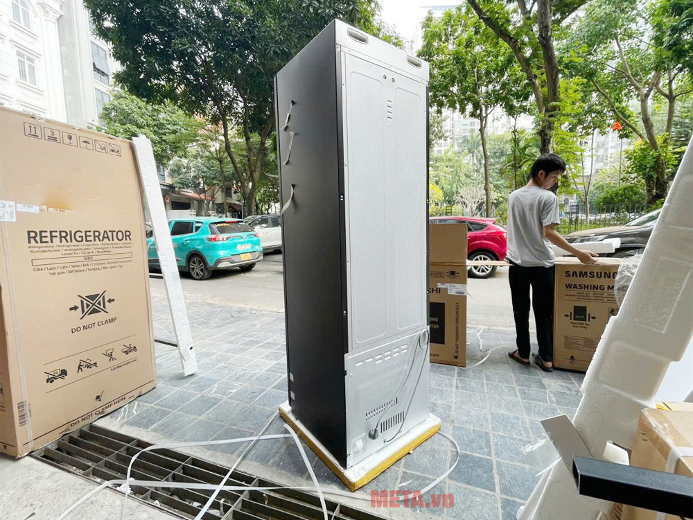 Tủ chăm sóc quần áo thông minh Samsung DF10A9500CG