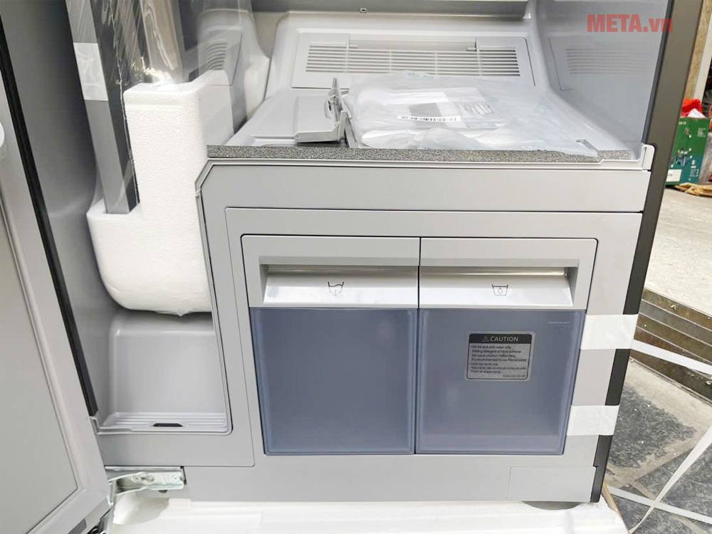 Tủ chăm sóc quần áo thông minh Samsung DF10A9500CG