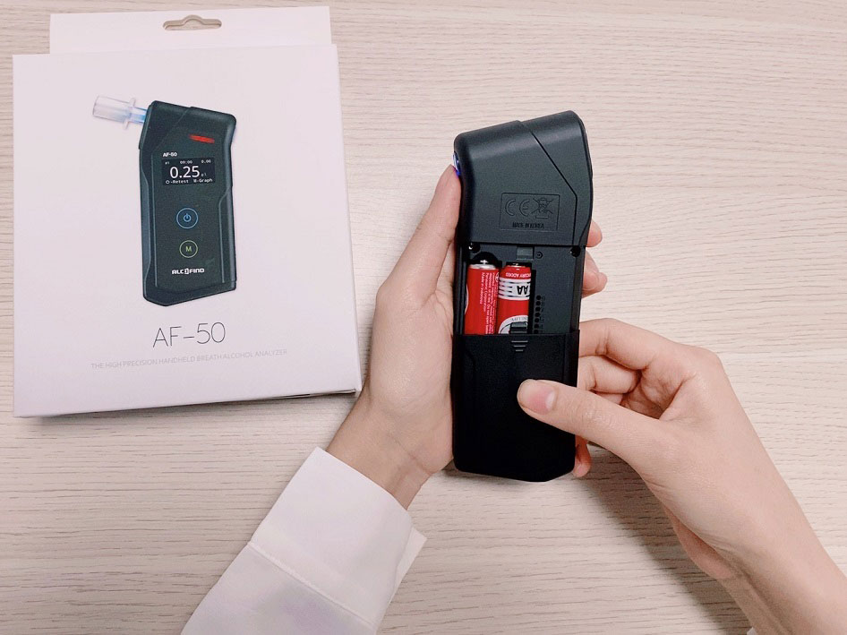 Máy đo nồng độ cồn Alcofind AF-50-IS