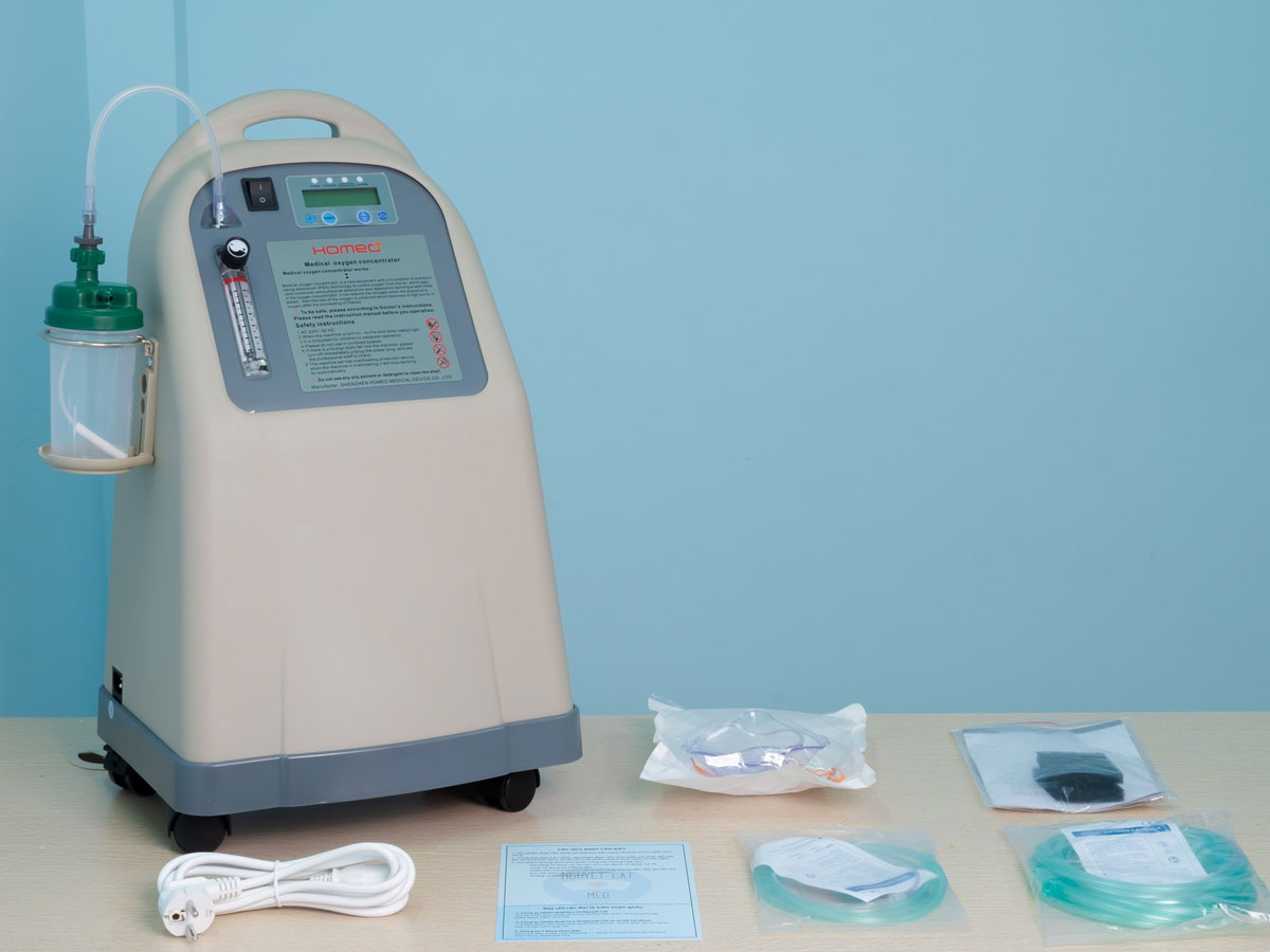 Máy tạo oxy tích hợp xông khí dung Oromi JLO-590Si - 5 lít