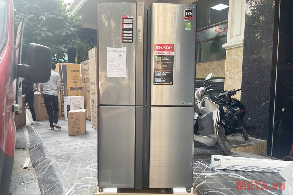 Tủ lạnh Sharp SJ-FX630V-ST