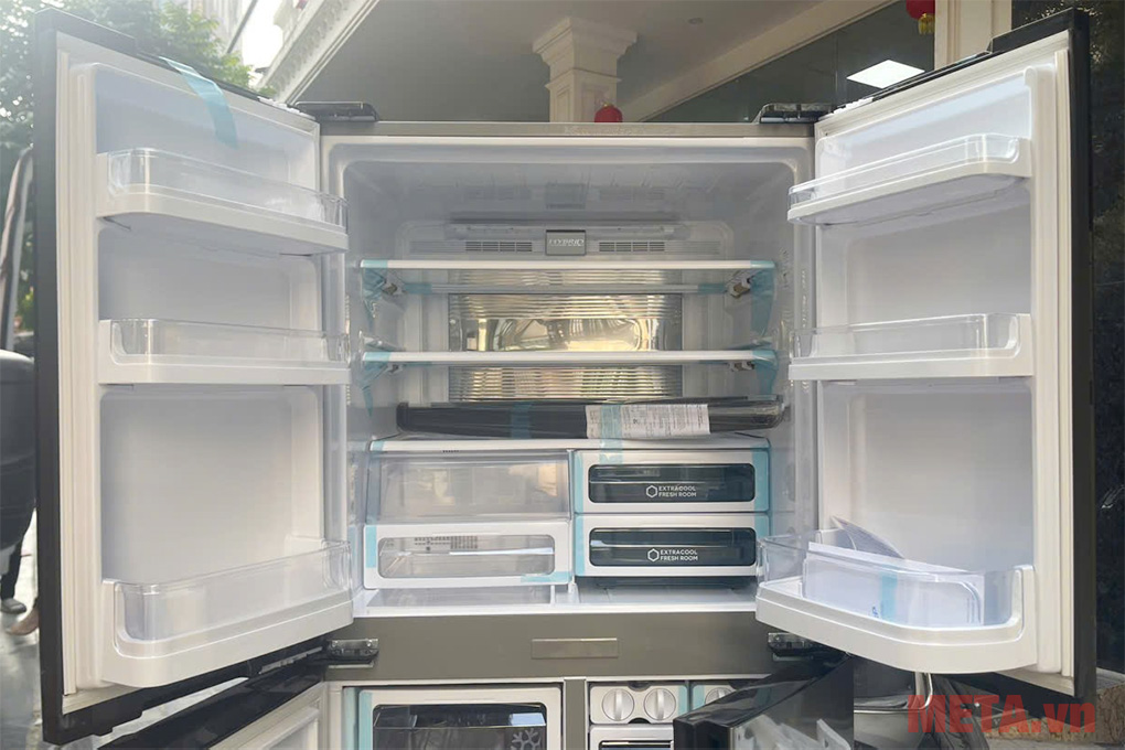 Tủ lạnh Sharp SJ-FX630V-ST