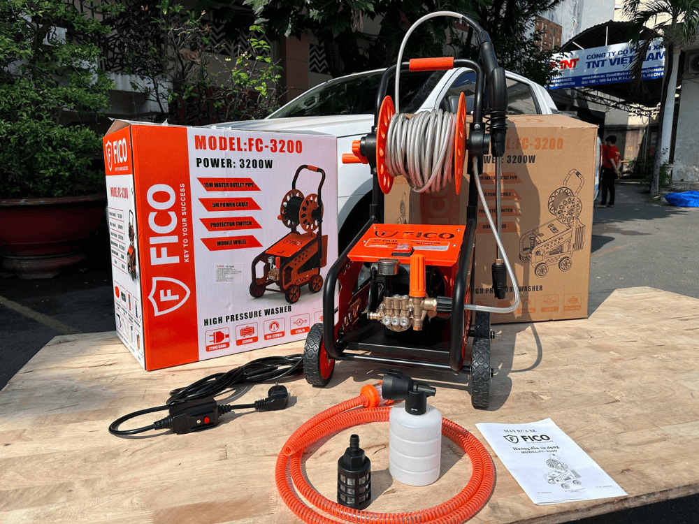 Máy rửa xe Fico FC-3200