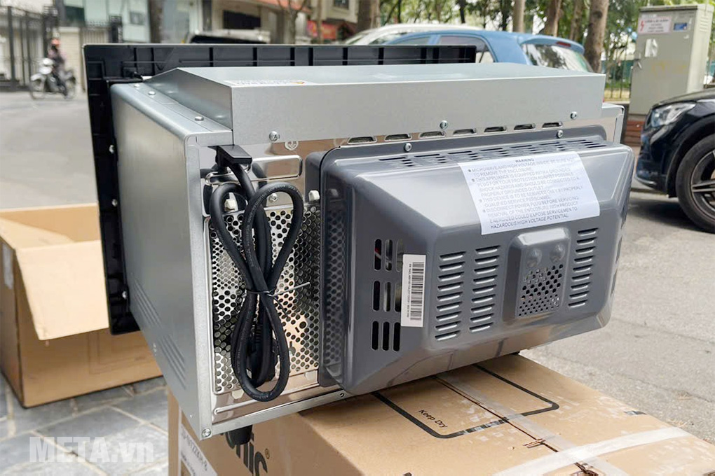 Lò vi sóng kết hợp nướng âm tủ Hafele HM-B38C (538.01.111)