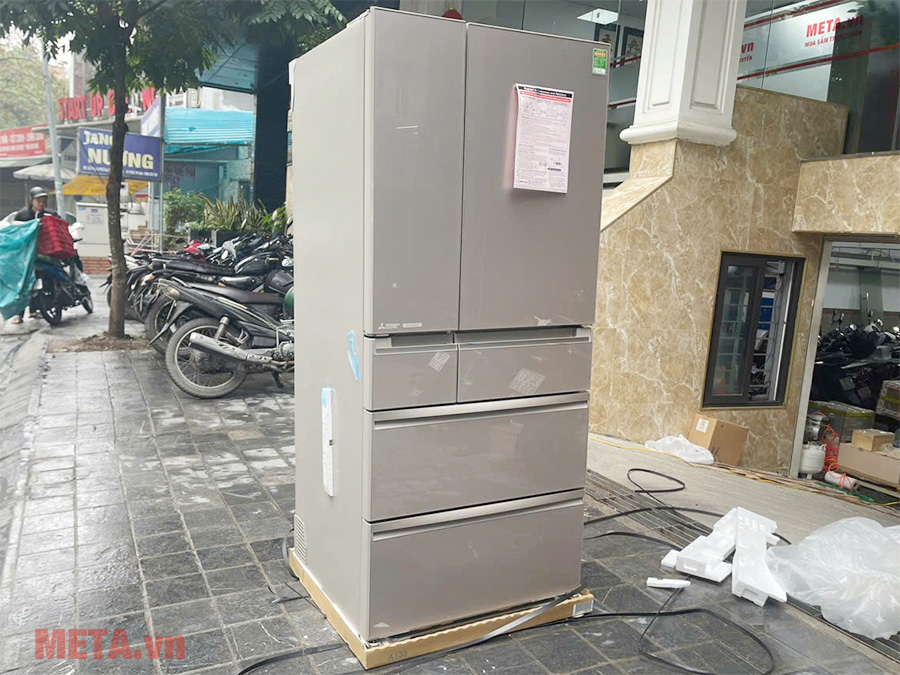 Tủ lạnh Mitsubishi Electric Inverter 694 lít MR-WX70C-F-V